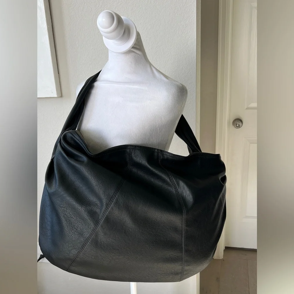 Free People Black Hobo Bag - Picture 15 of 16